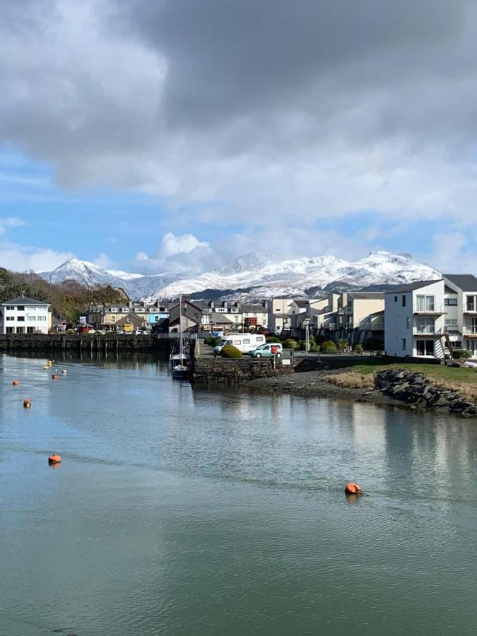 Portmadog, Oakley Wharf Leilighet Porthmadog Eksteriør bilde
